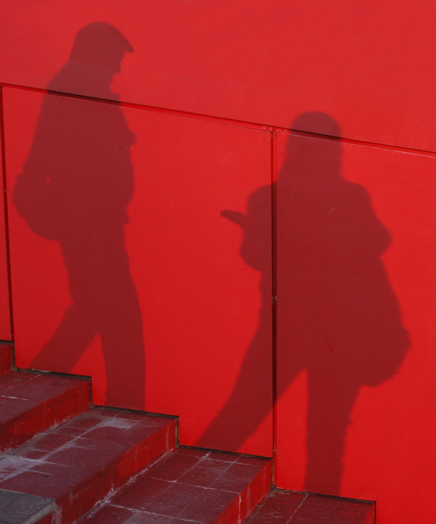 Shadow Red - Acrylglasbild